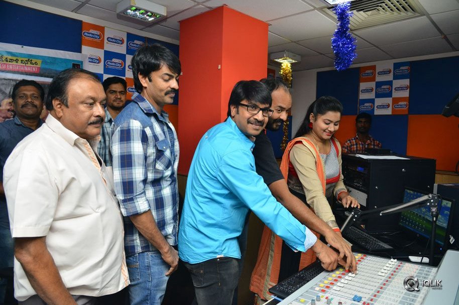 Jayammu-Nischayammu-Raa-Movie-Audio-Function